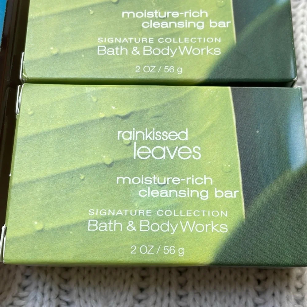 NWOT BBW shower gel and bar soap. Summertime Surf & Rain kissed leaves - Picture 2 of 5
